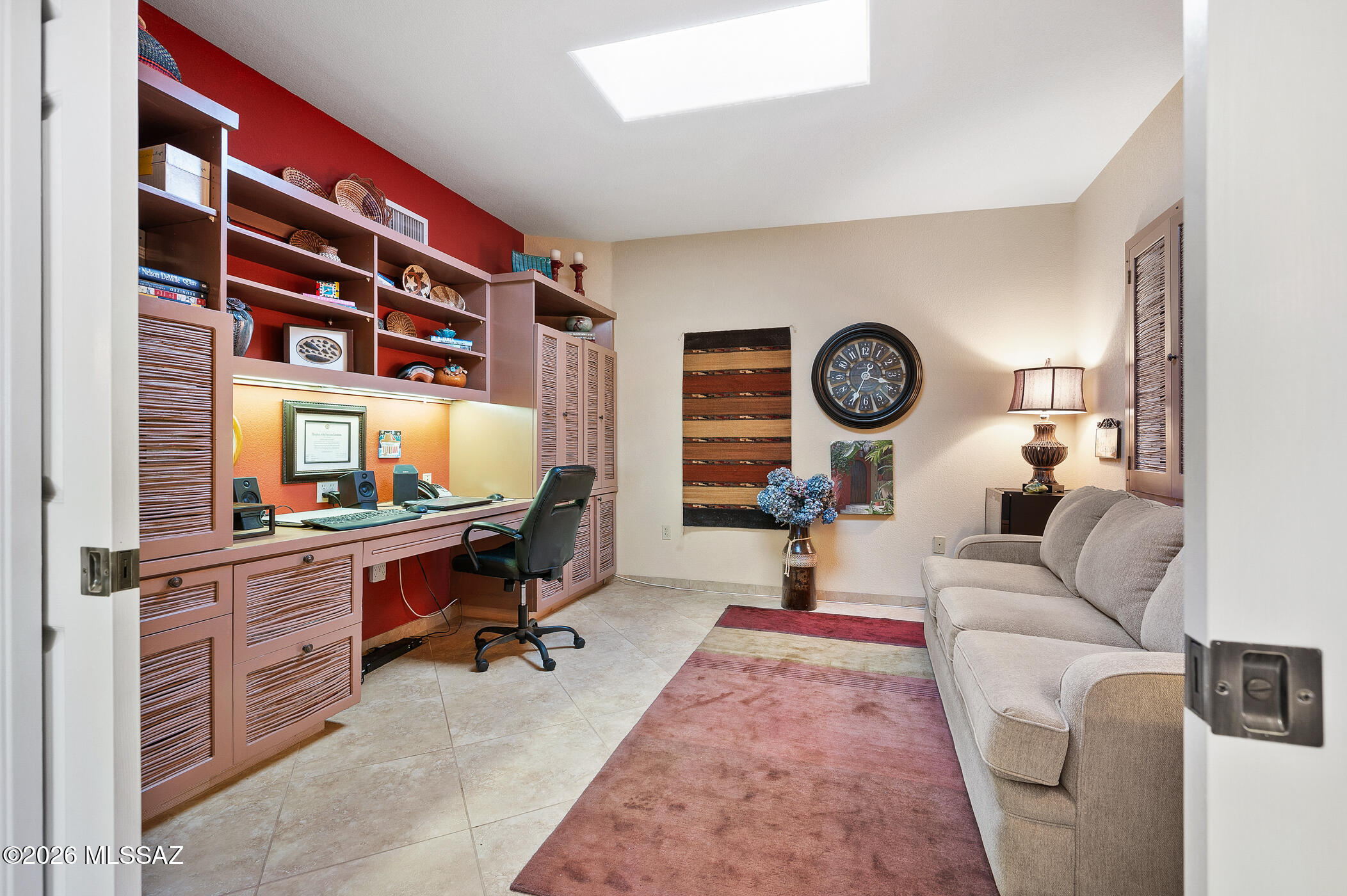 3831 S Vía De La Urraca