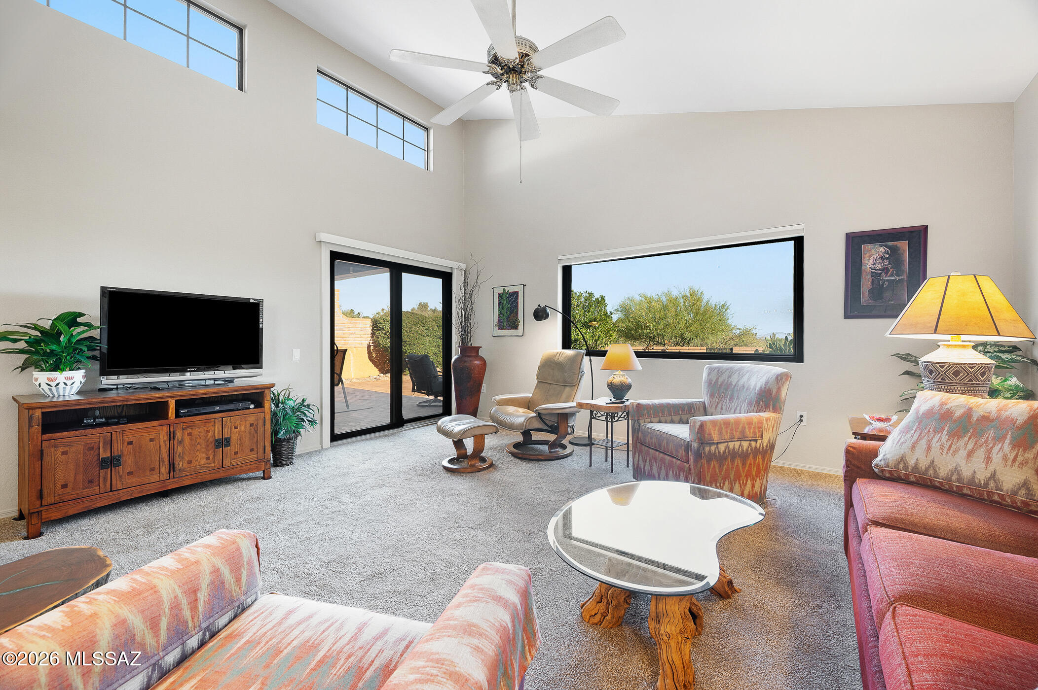 1760 W Via De La Gloria