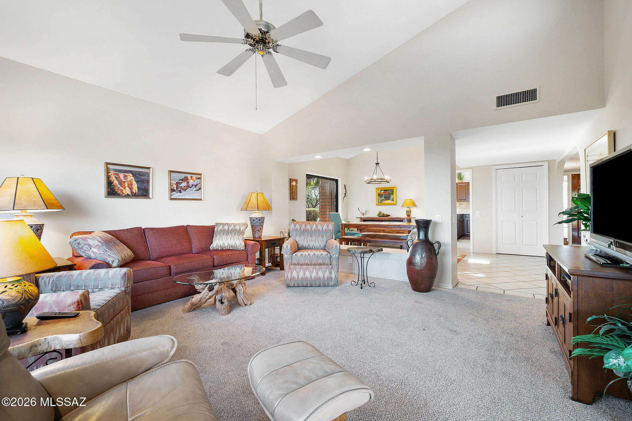 1760 W Via De La Gloria