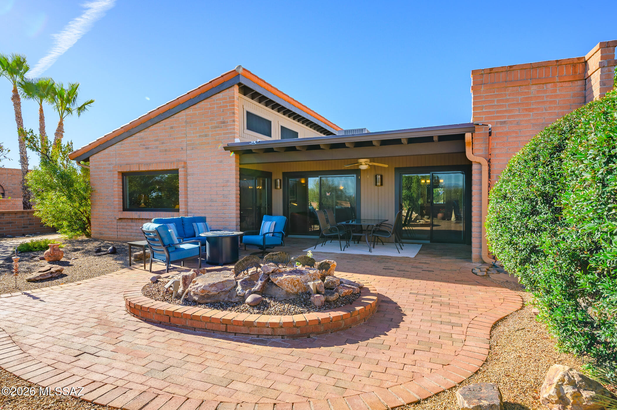 1760 W Via De La Gloria