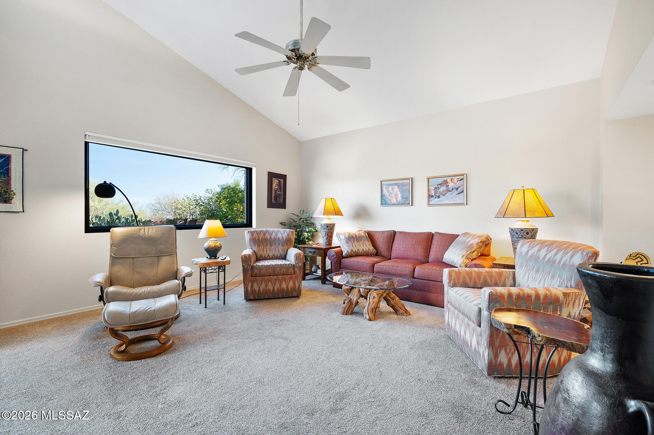 1760 W Via De La Gloria