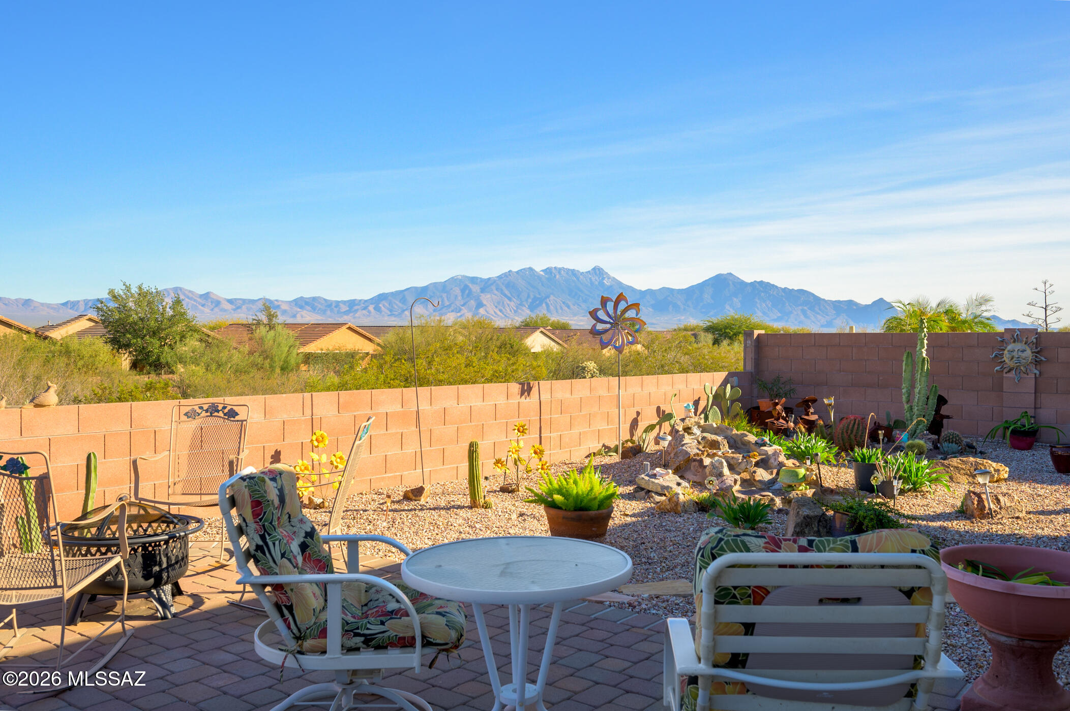 940 N Observation Trail