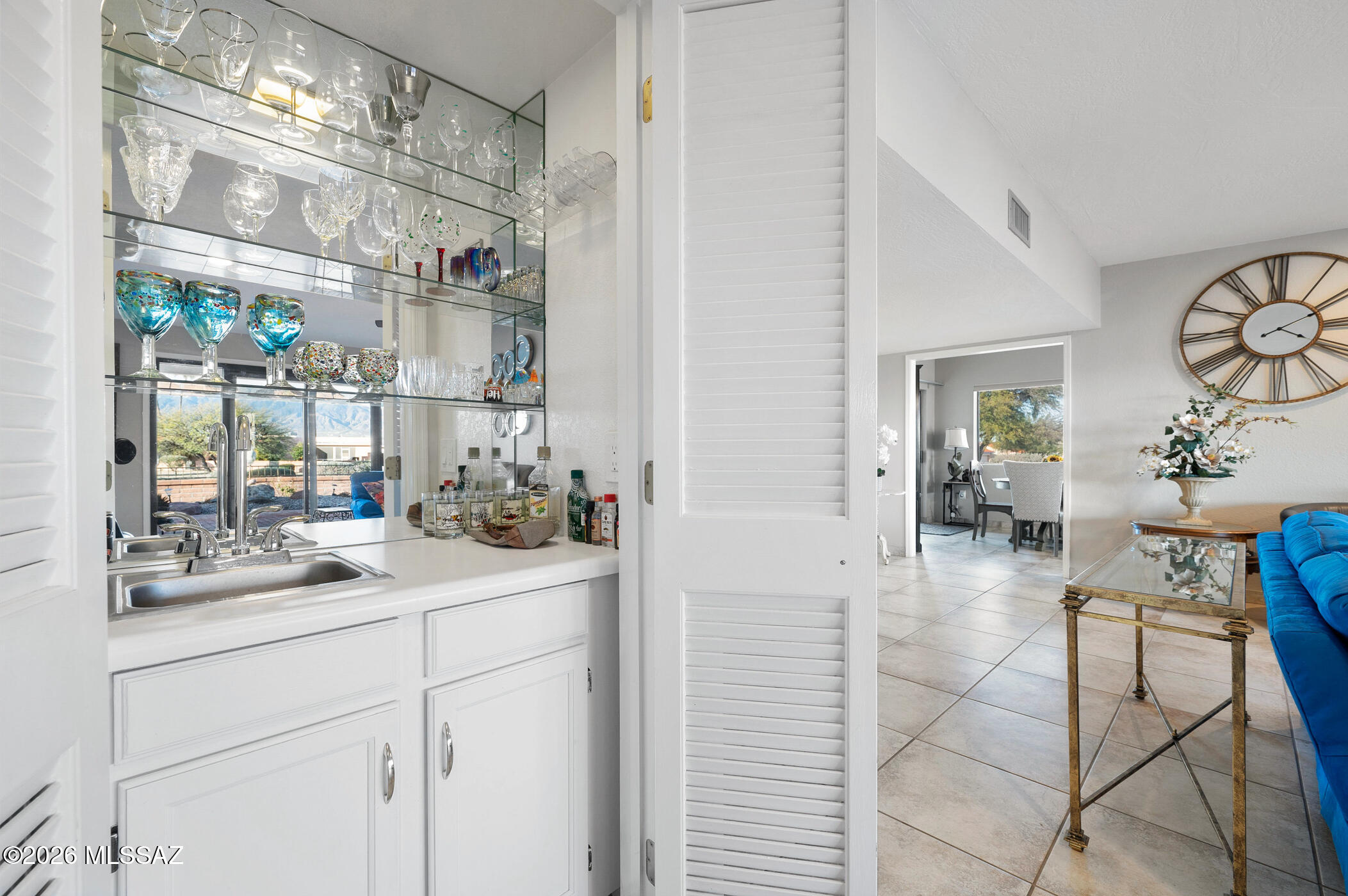 3841 S Placita De La Moneda