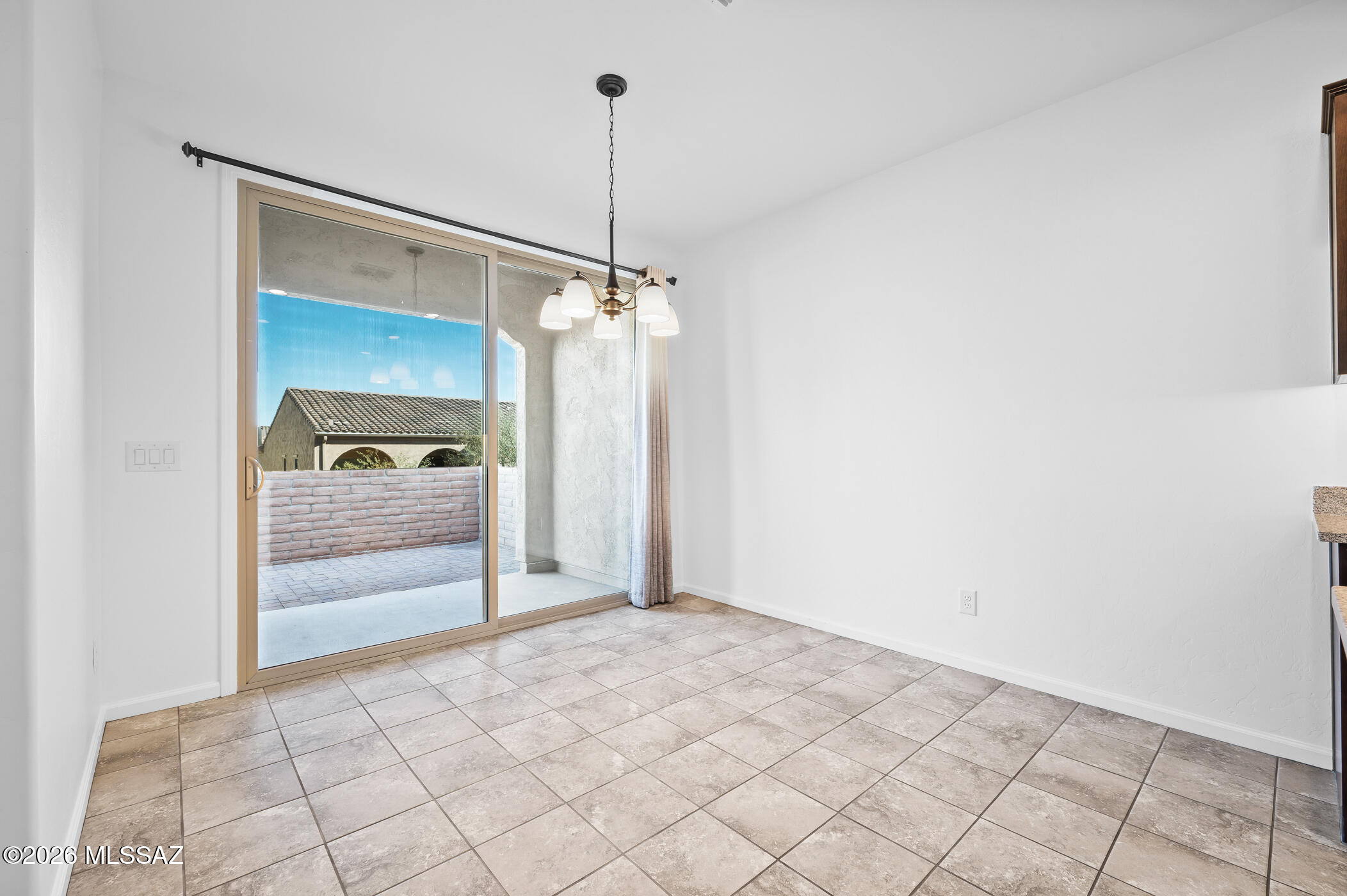 1427 E Blue Granite Drive