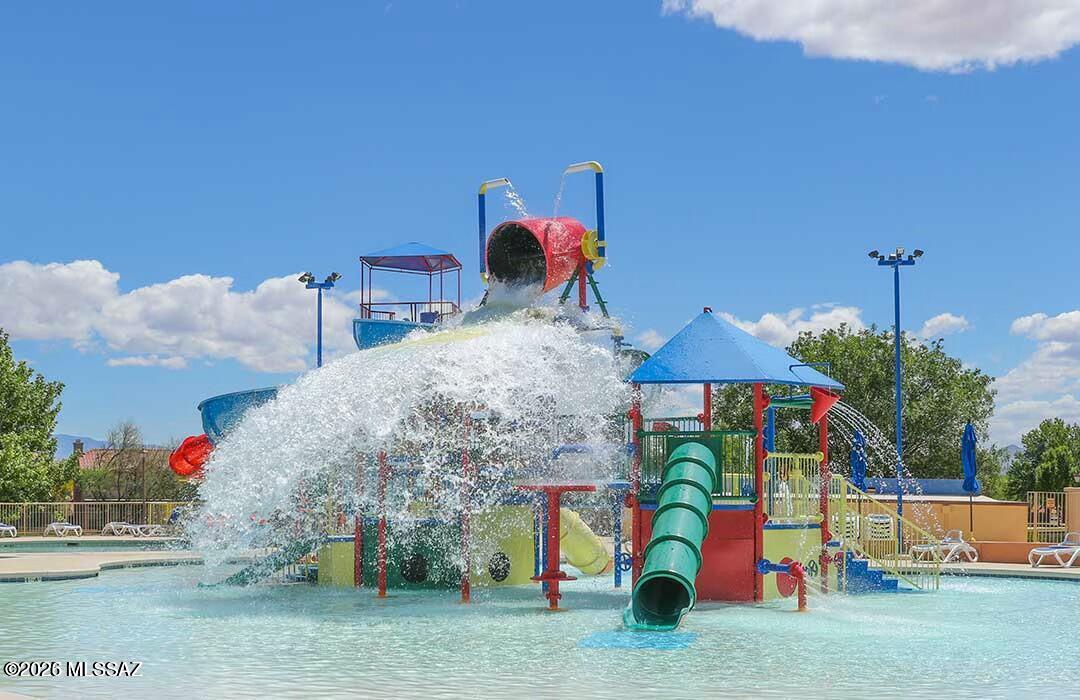 476 W Paseo Celestial