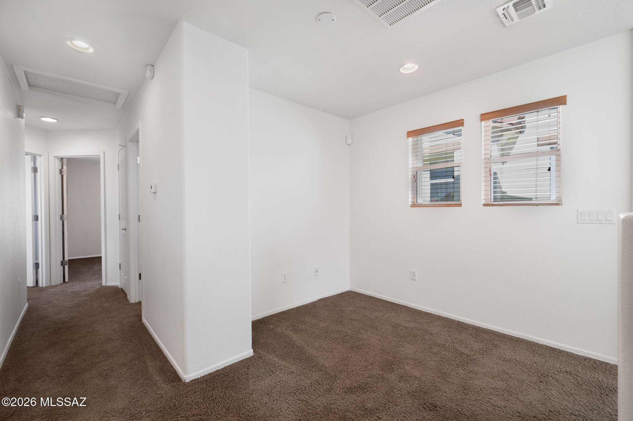 476 W Paseo Celestial