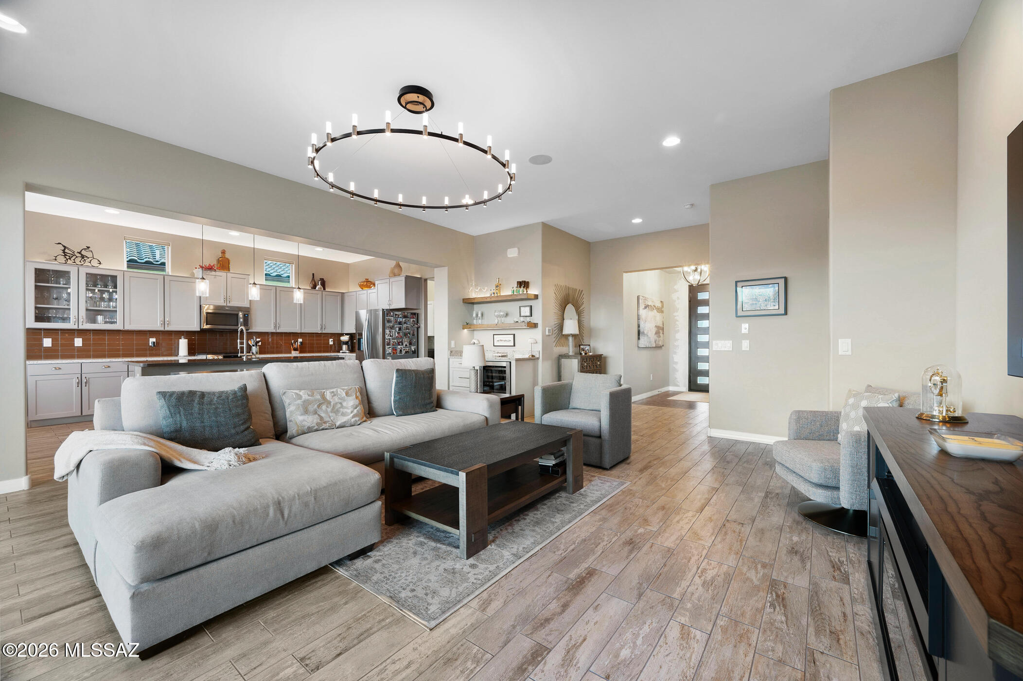 700 N Observation Trail