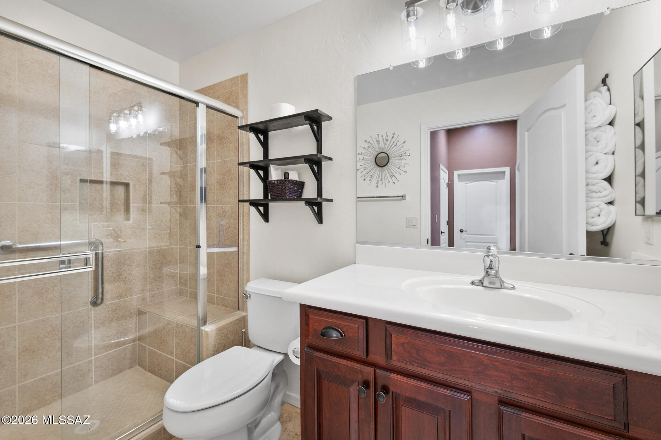 1175 W Calle Artistica