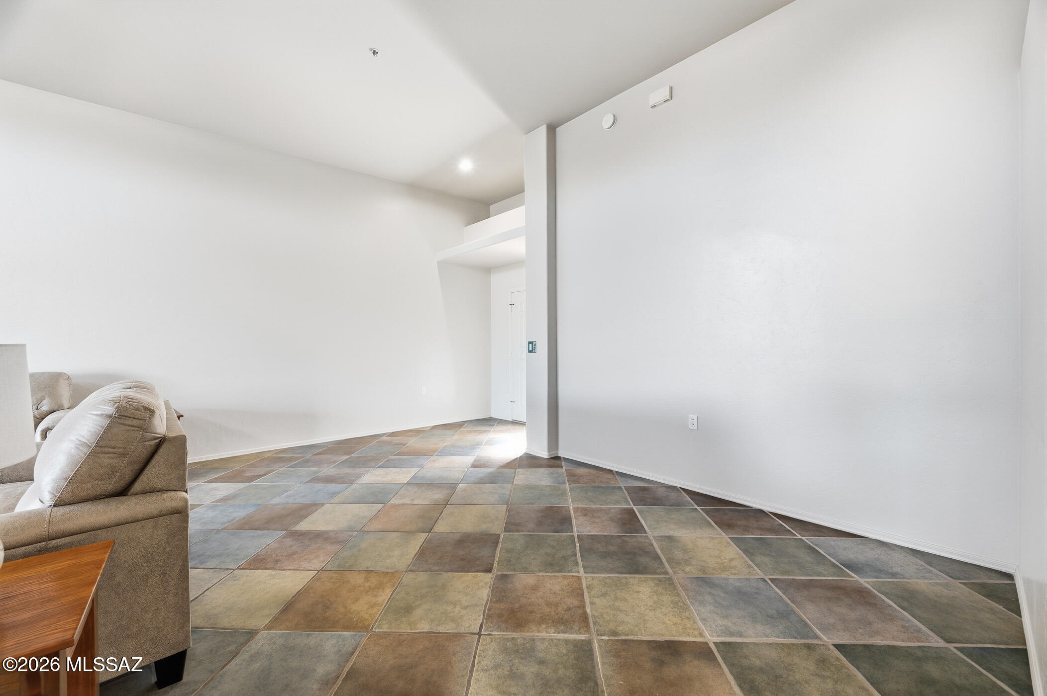 2427 S Orchard View Drive