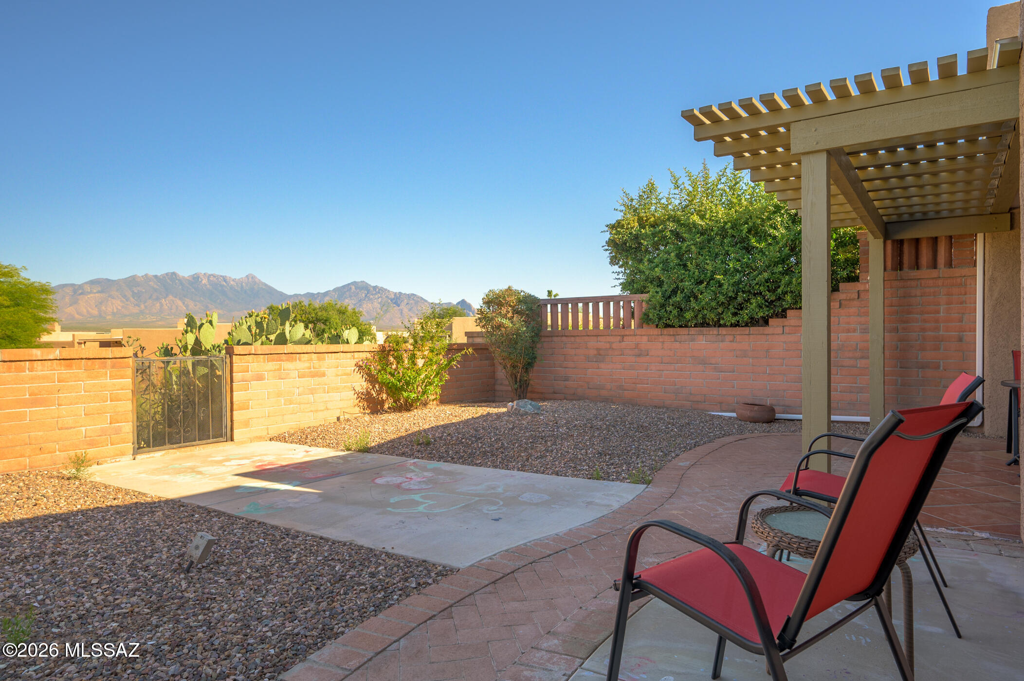 2427 S Orchard View Drive