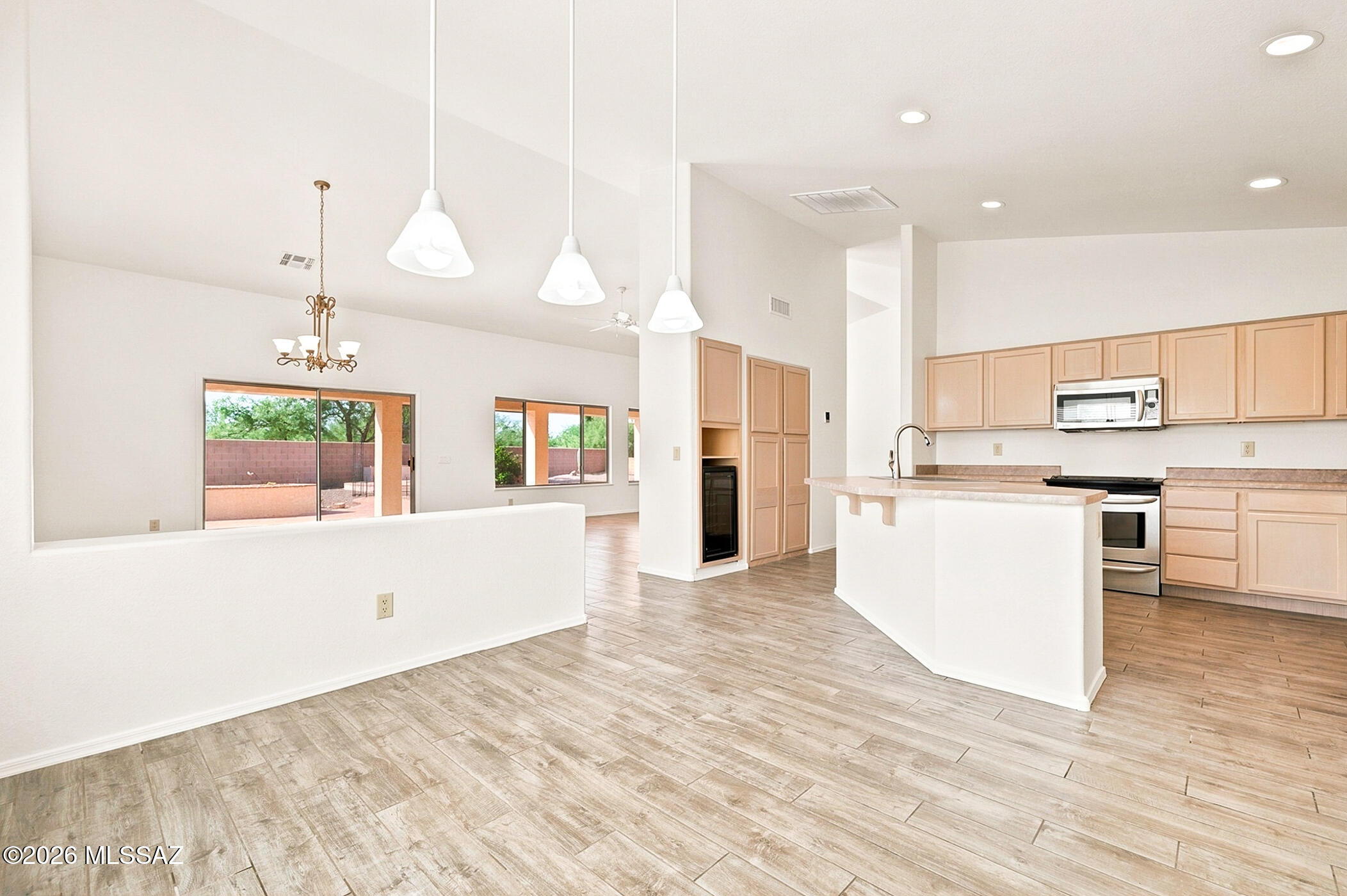 1133 N Desert Deer Pass