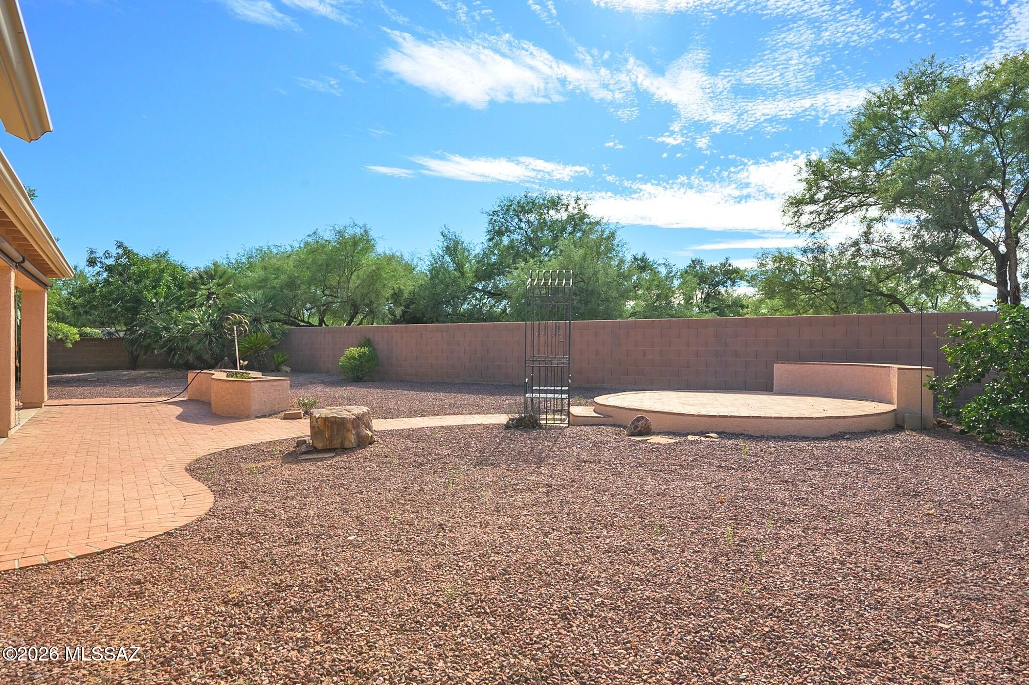 1133 N Desert Deer Pass