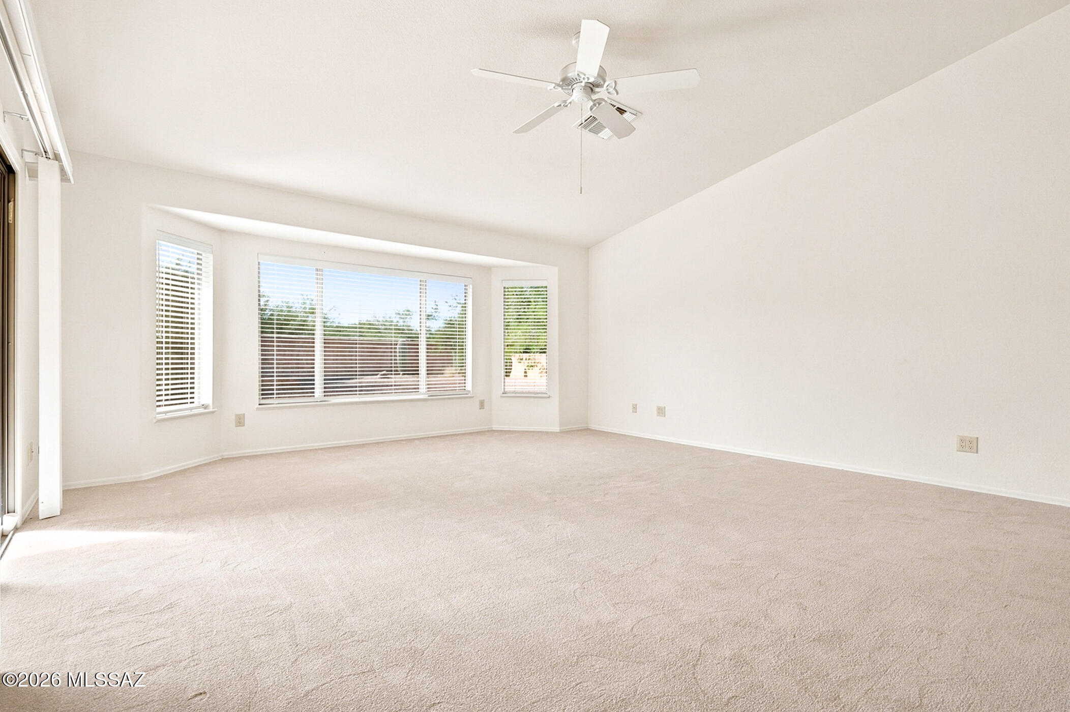 1133 N Desert Deer Pass