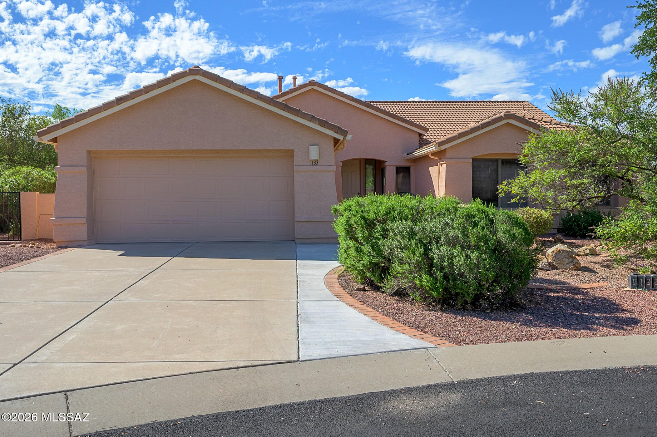 1133 N Desert Deer Pass