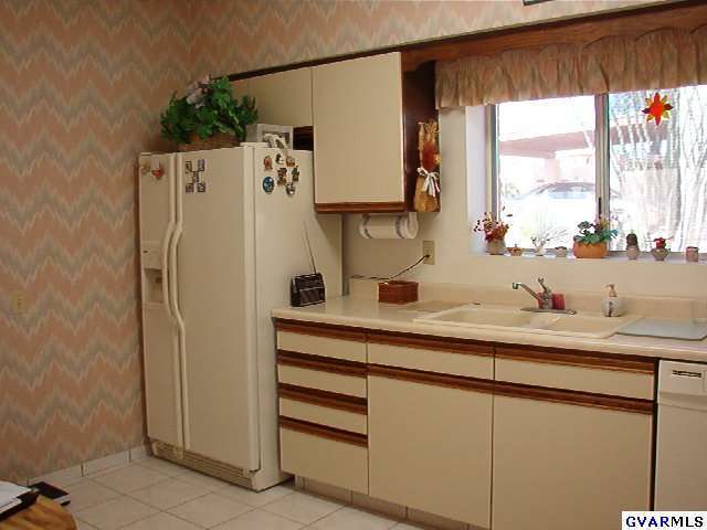 1164 W Camino Sagasta