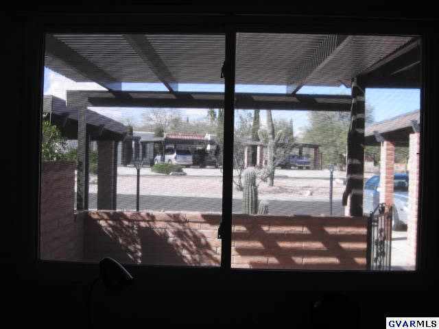 266 N Cactus