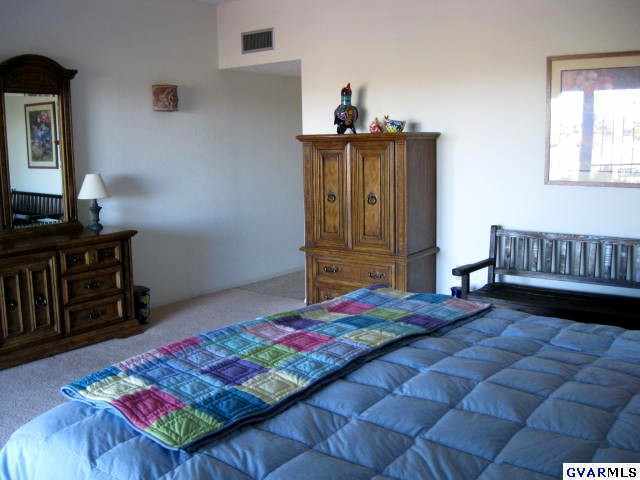 1800 W Via De La Gloria