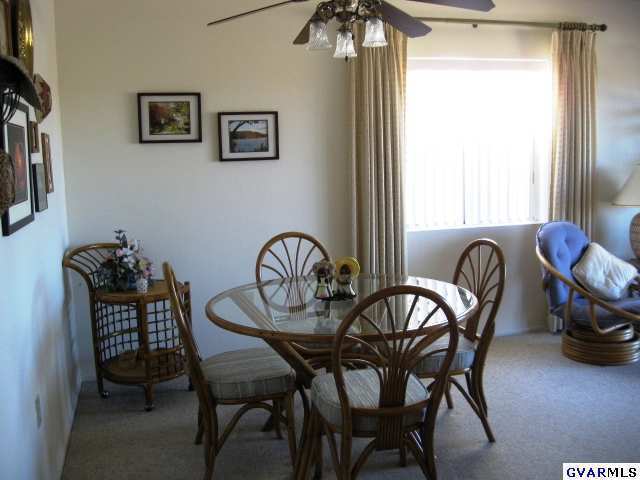 1458 W Calle Mendoza