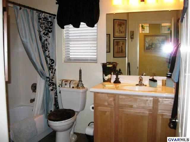 537 N Michelangelo Drive