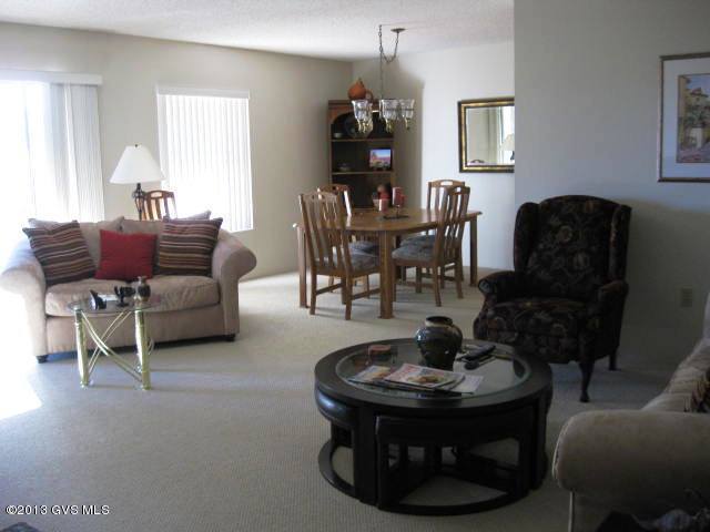 1065 S Horizonte Place