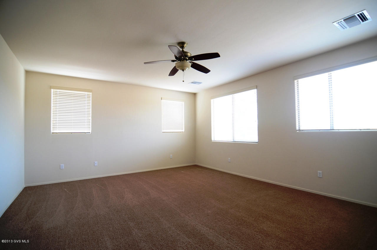 825 E Deer Spring Canyon Place