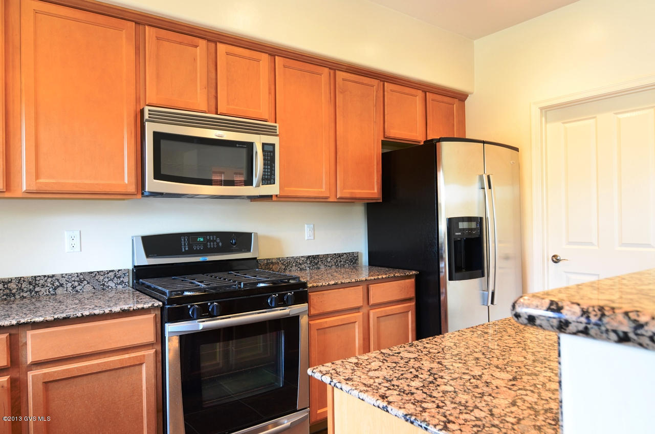 825 E Deer Spring Canyon Place