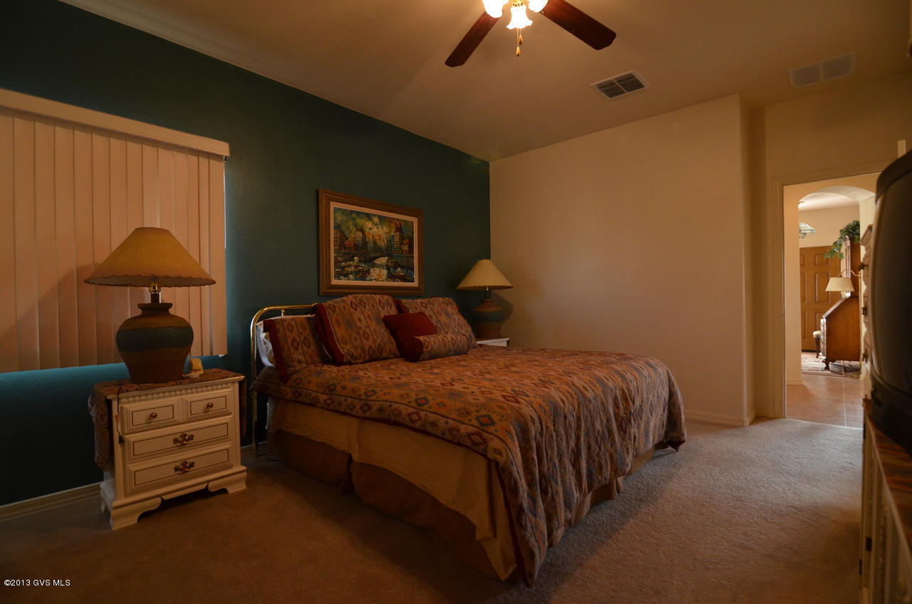 2359 S Pecan Vista Drive