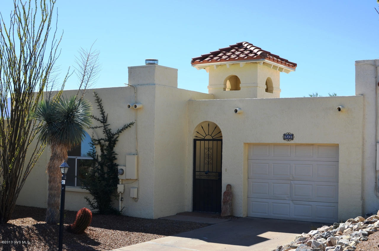 1231 W Calle Ramiro