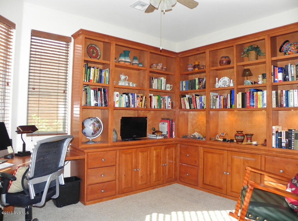 1977 W Amblemorn Drive