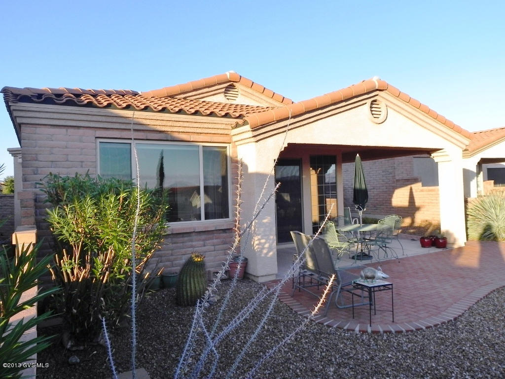 1977 W Amblemorn Drive