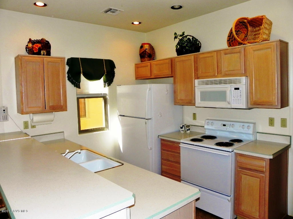 3877 S Camino Del Golfista