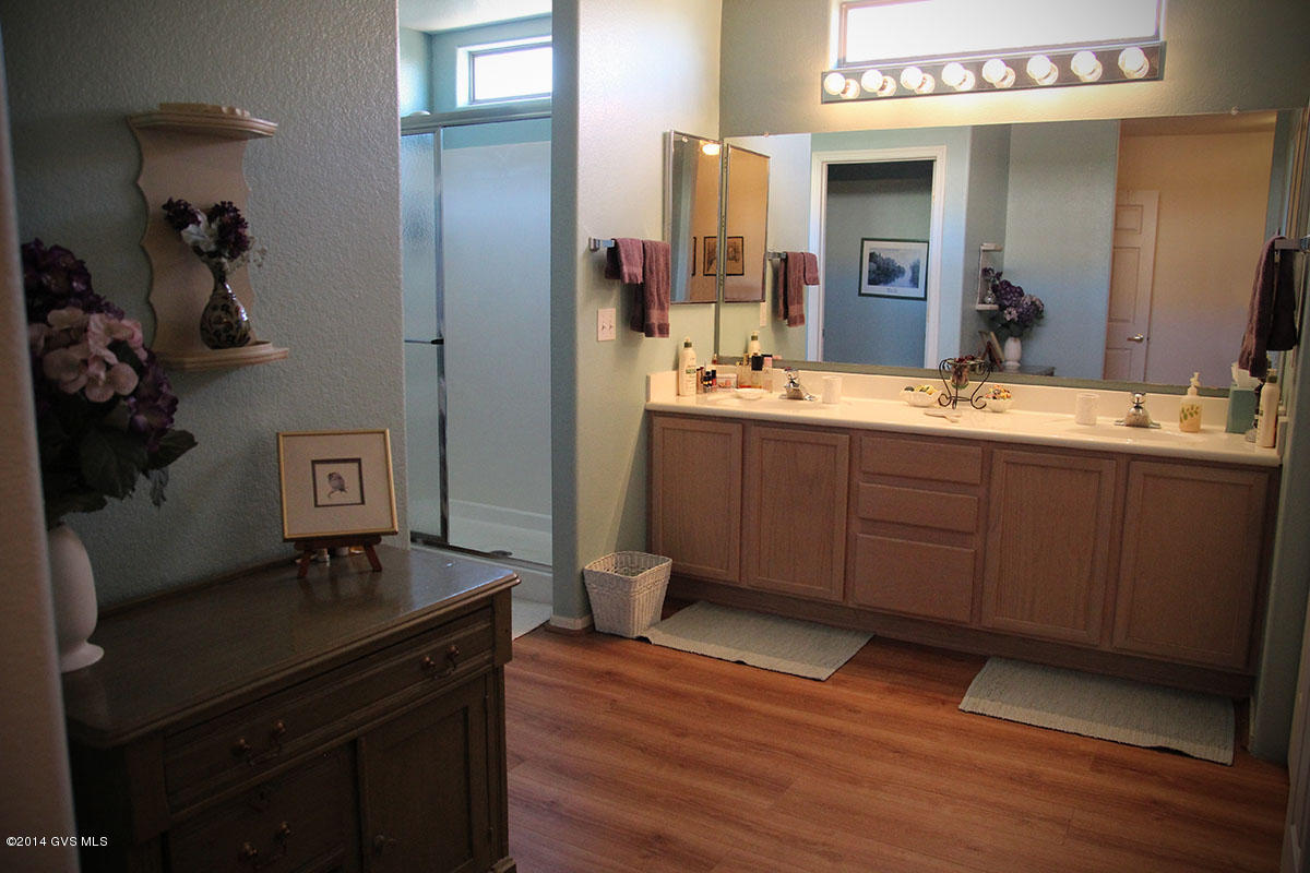 270 N Bluebird Drive