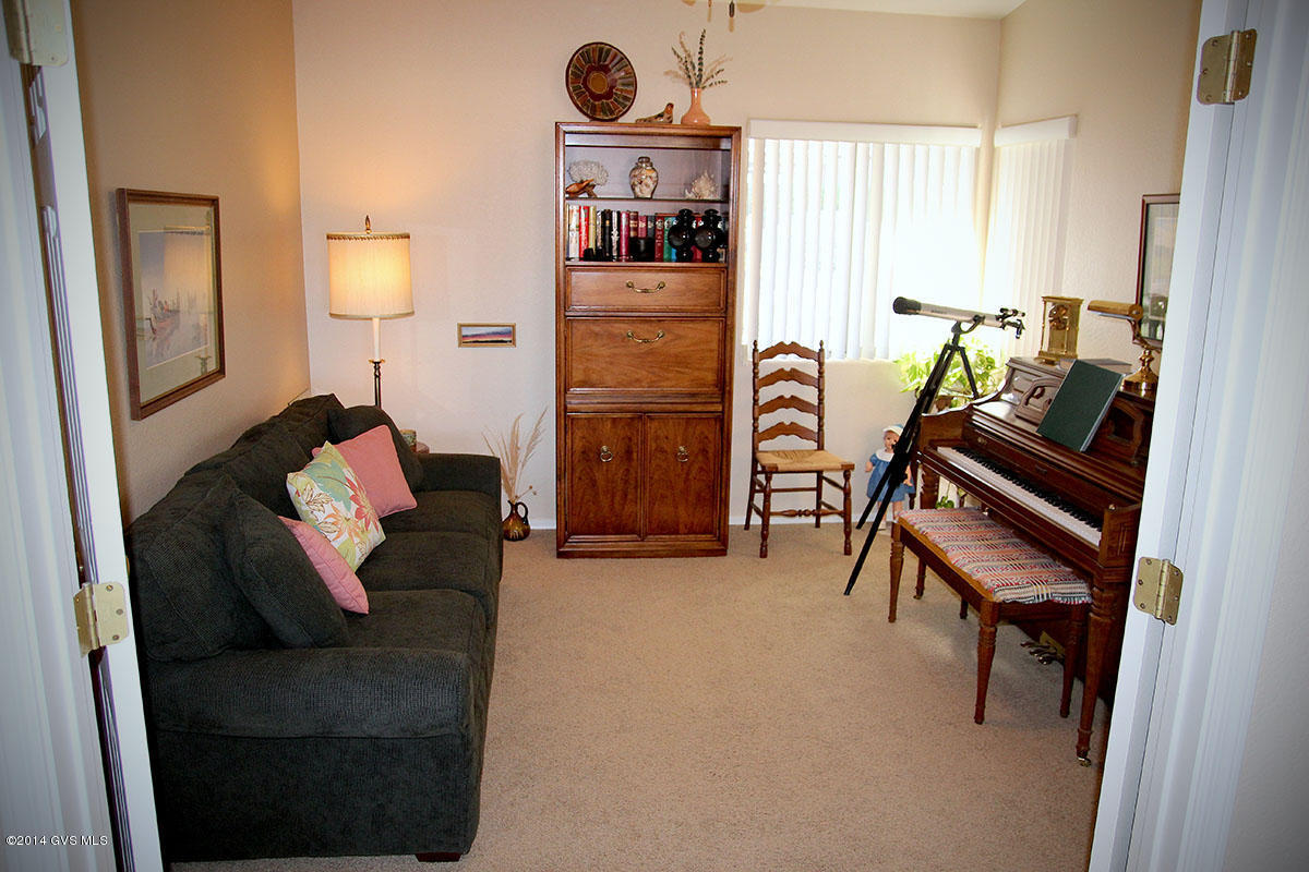 270 N Bluebird Drive