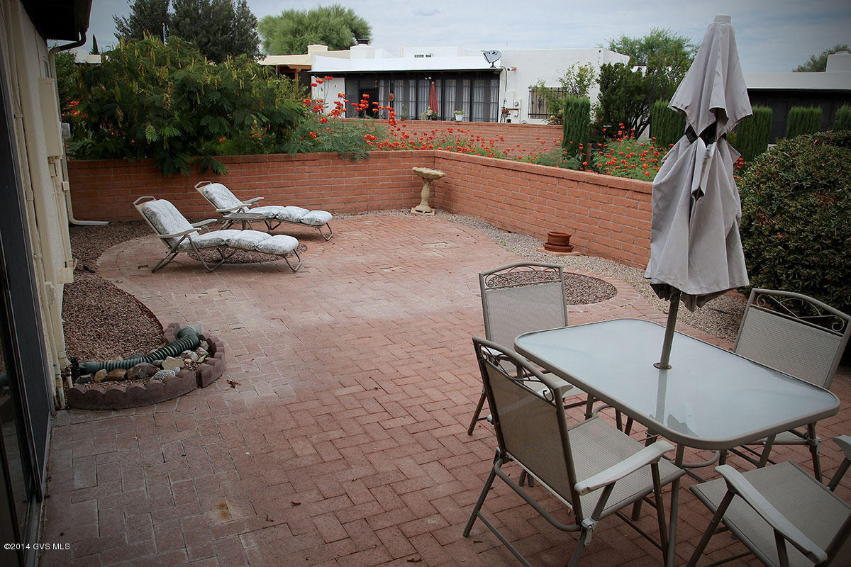 606 W Paseo Del Prado