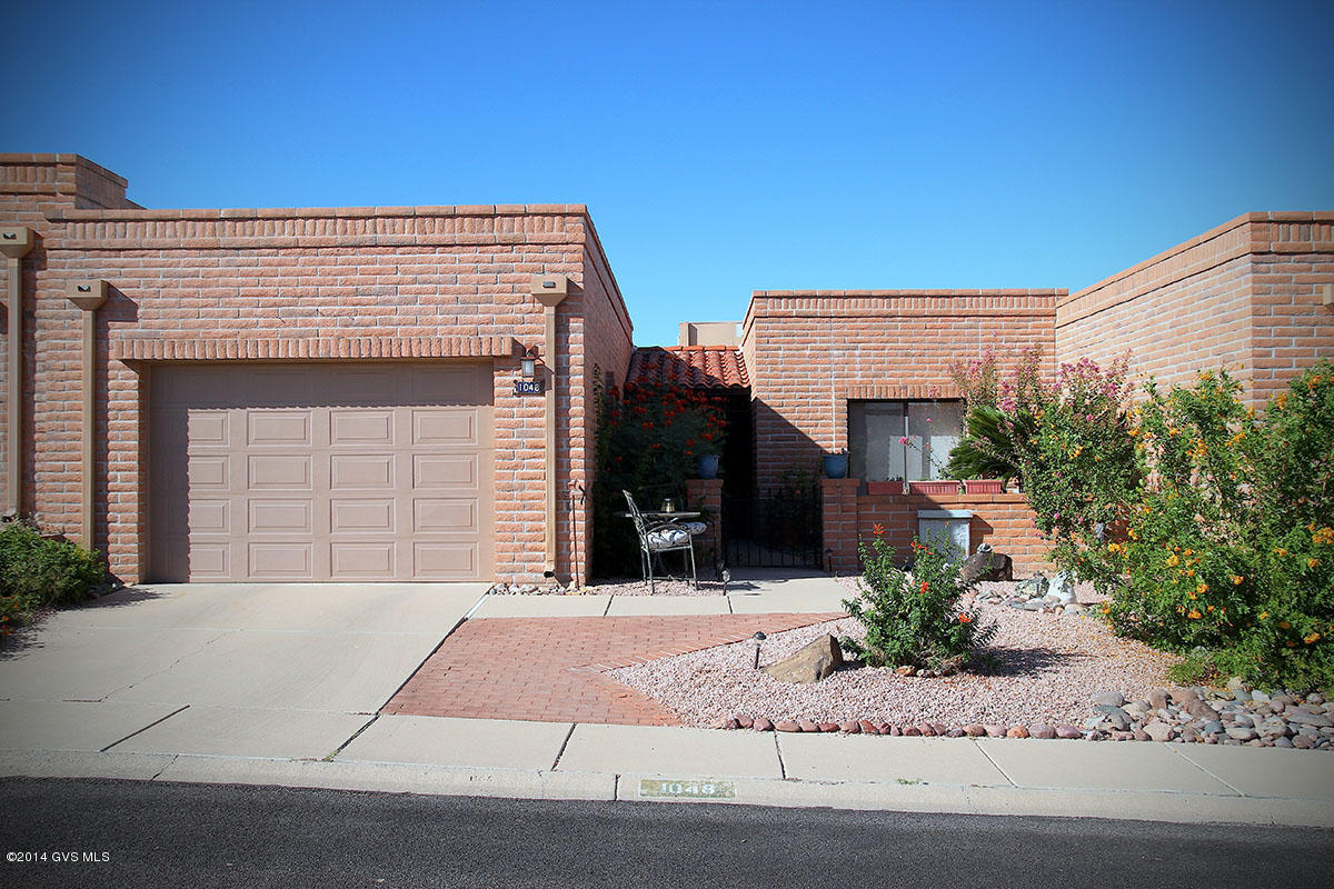 1048 W Calle De Pitahaya