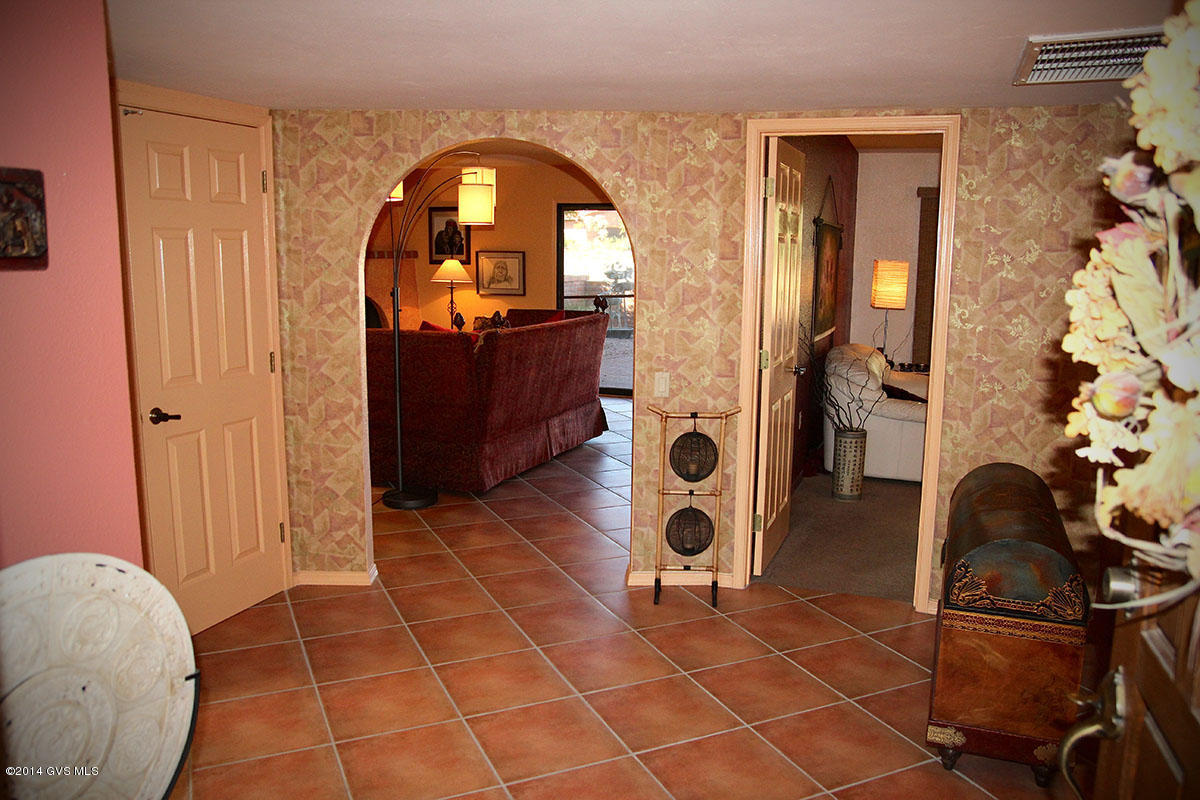 1048 W Calle De Pitahaya