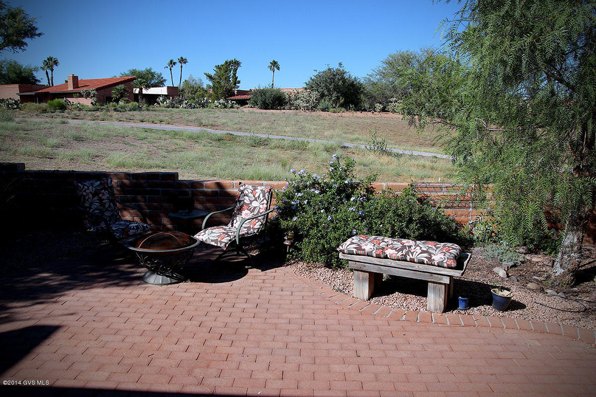 1048 W Calle De Pitahaya