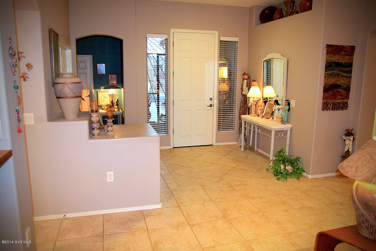 1091 W Mountain Nugget Drive