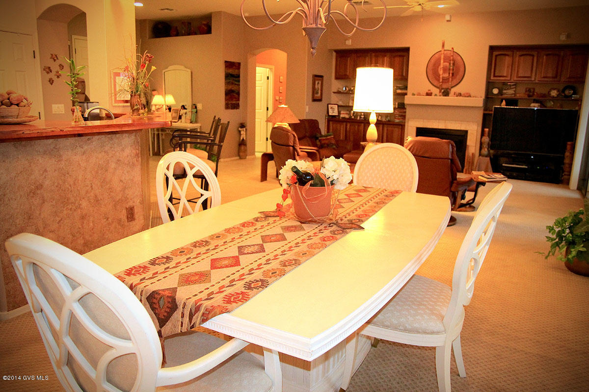1091 W Mountain Nugget Drive