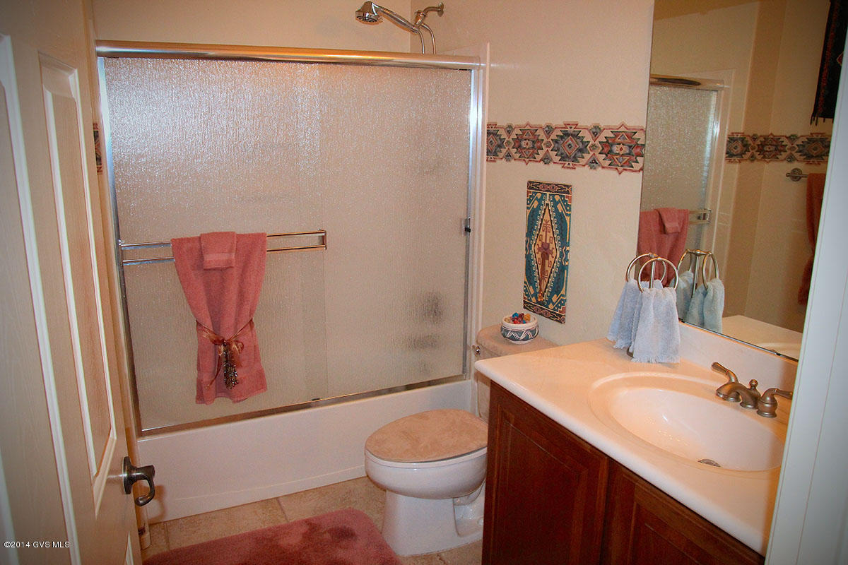 1091 W Mountain Nugget Drive