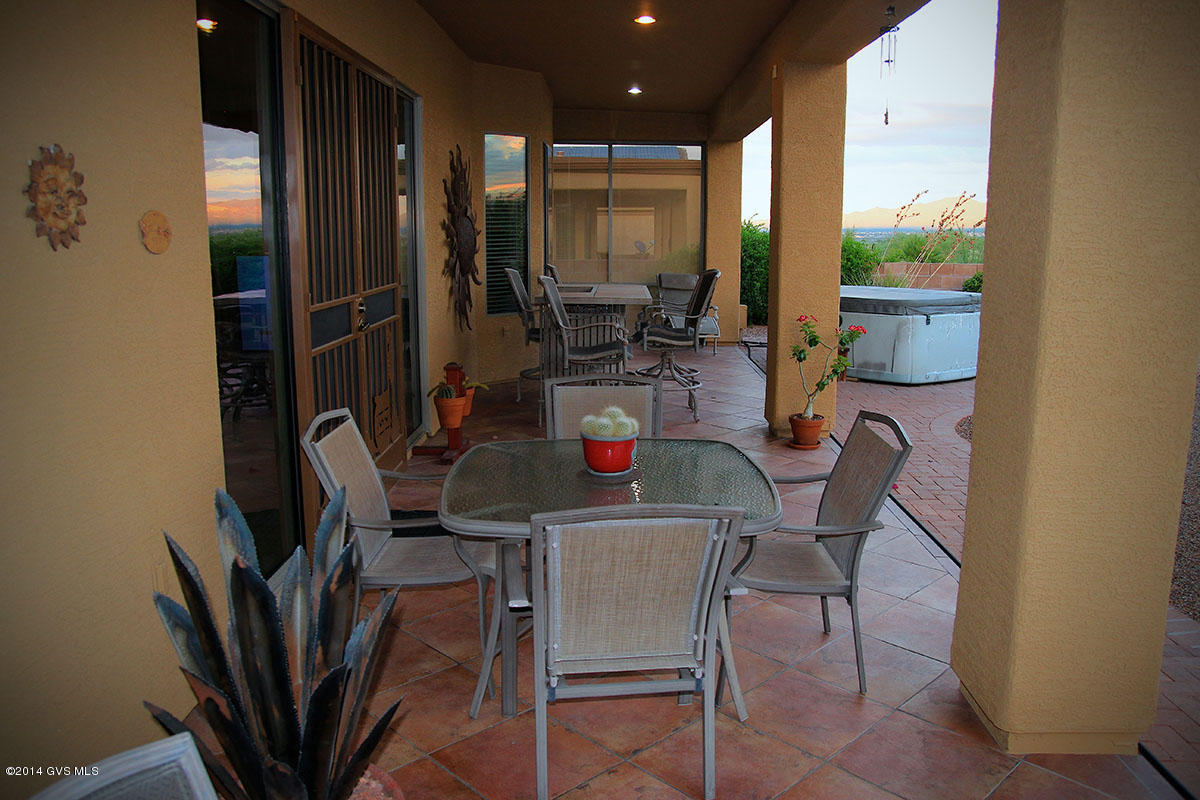 1091 W Mountain Nugget Drive
