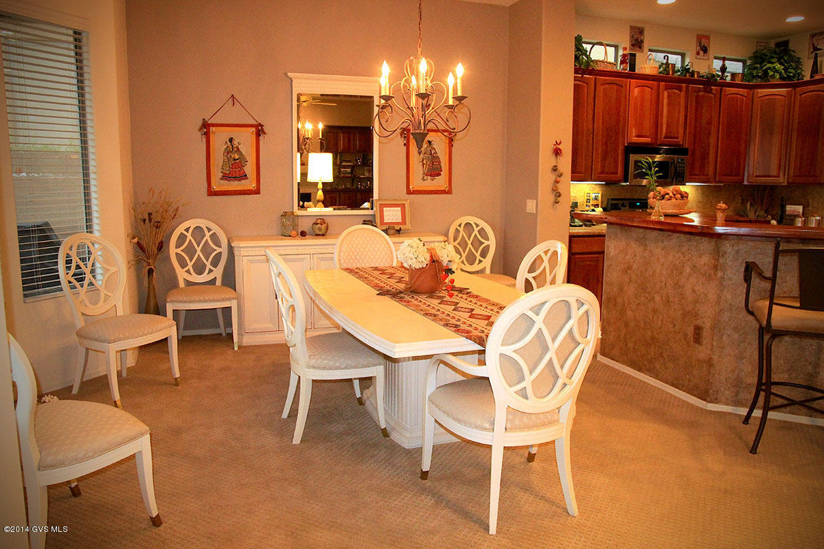 1091 W Mountain Nugget Drive