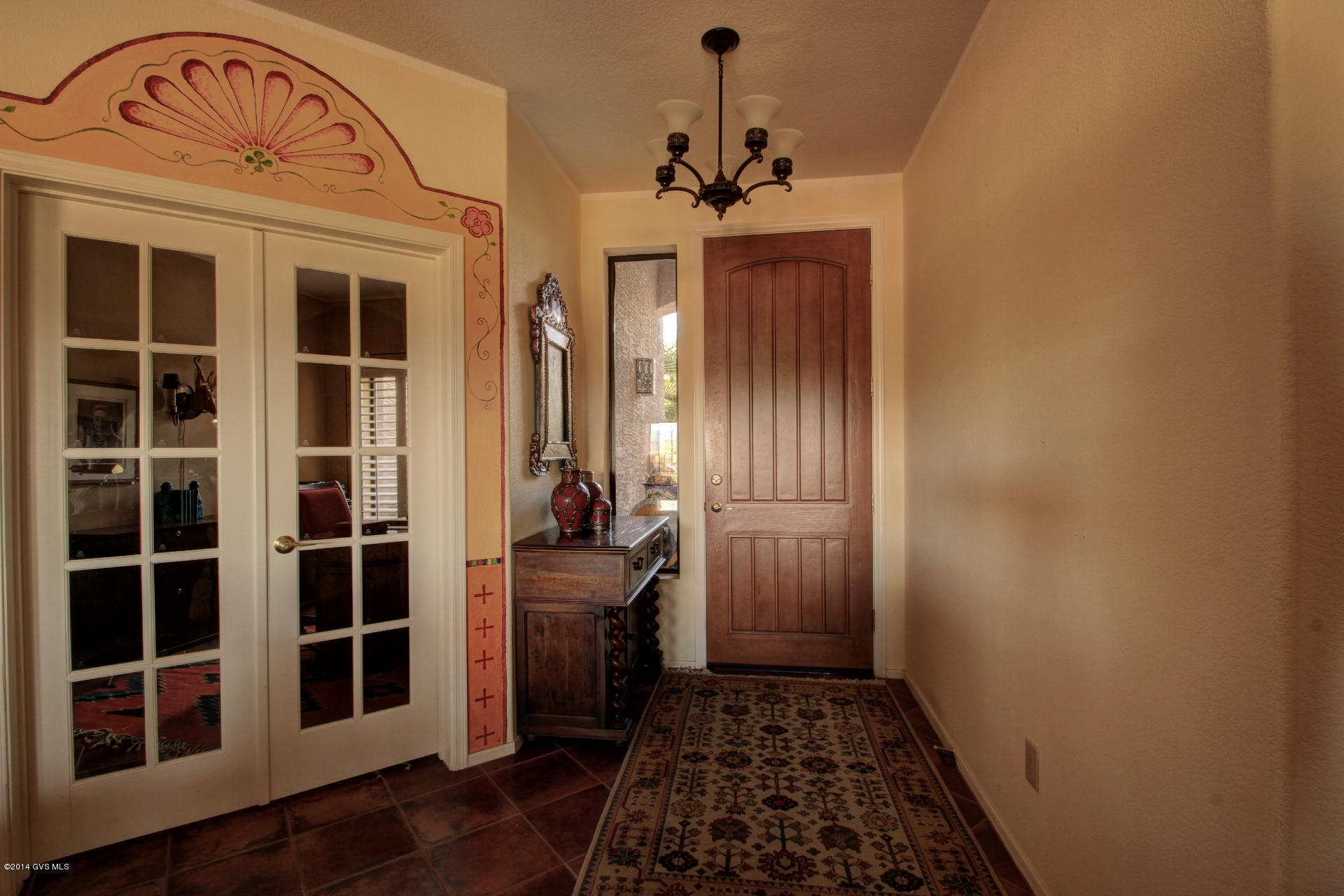 1802 E Desert Lark Pass