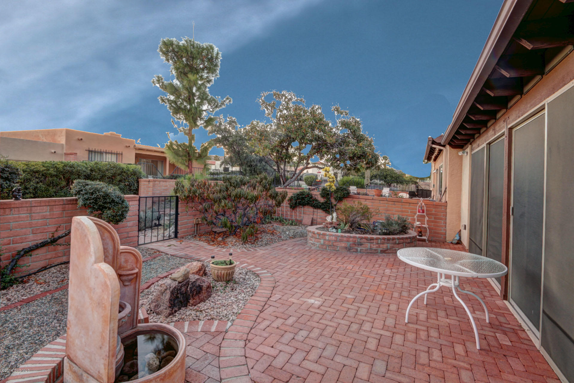 1189 W Camino Sagasta