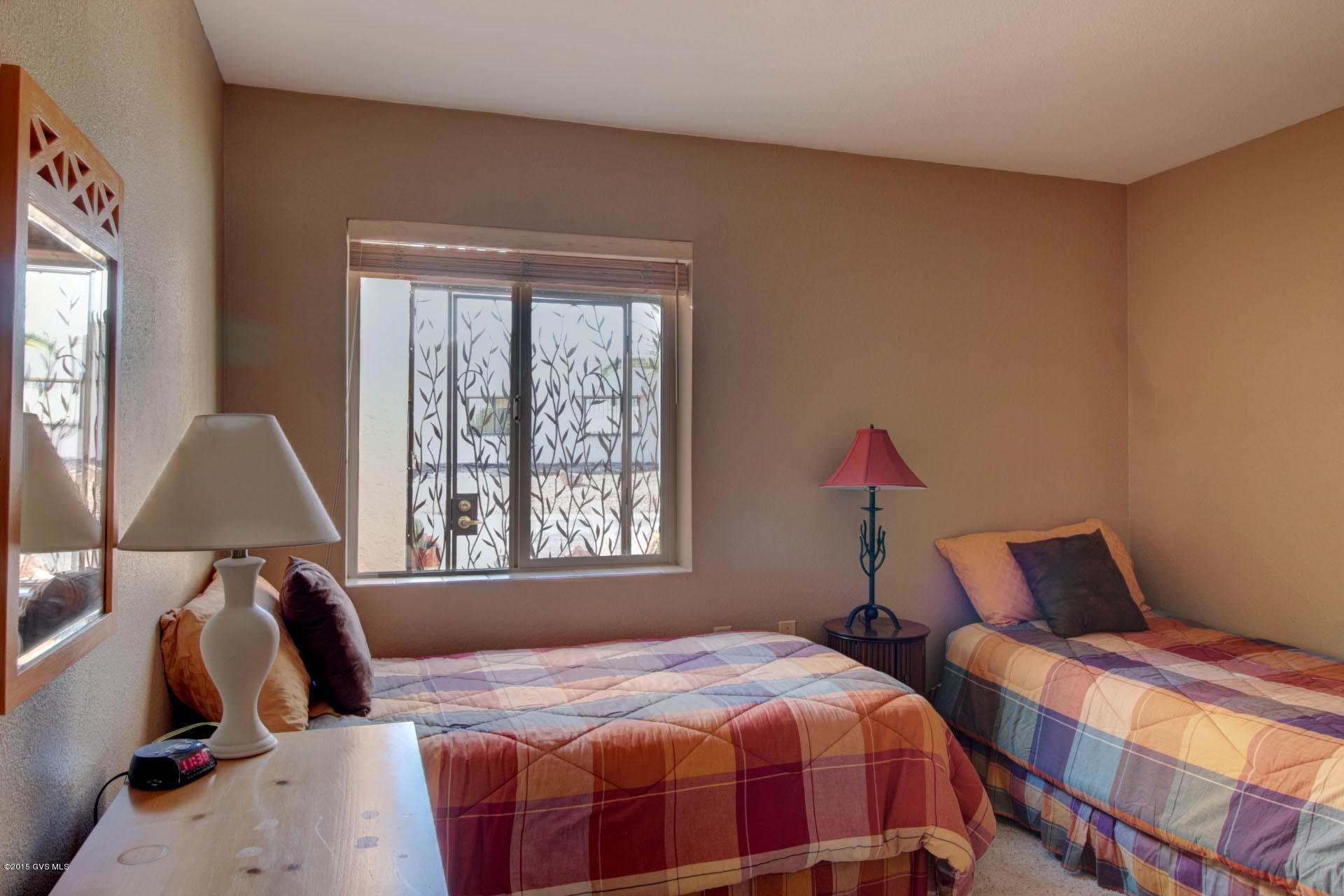 714 W Calle De Emilia