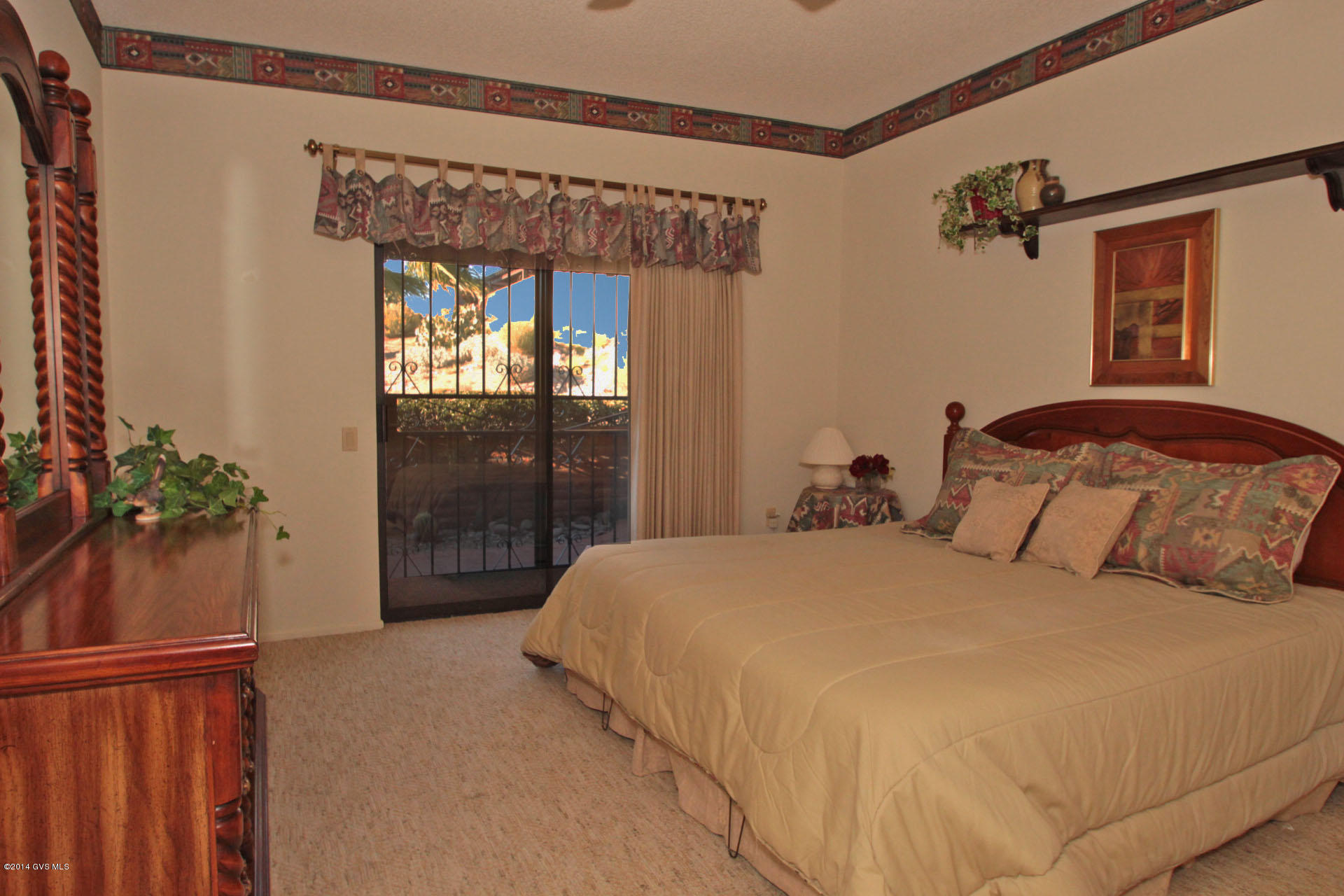 837 W Golf Course Place