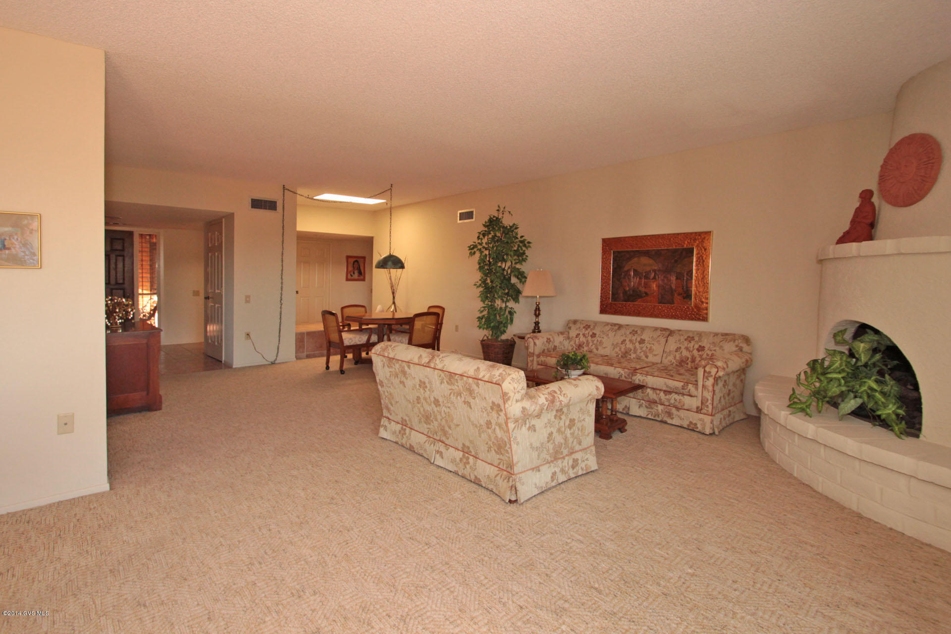 837 W Golf Course Place