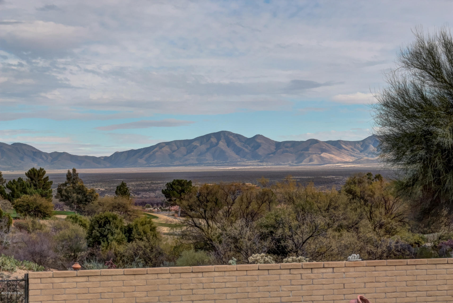 910 W Camino Sagasta