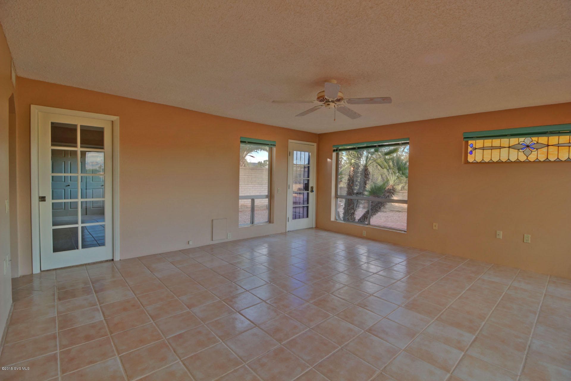 910 W Camino Sagasta