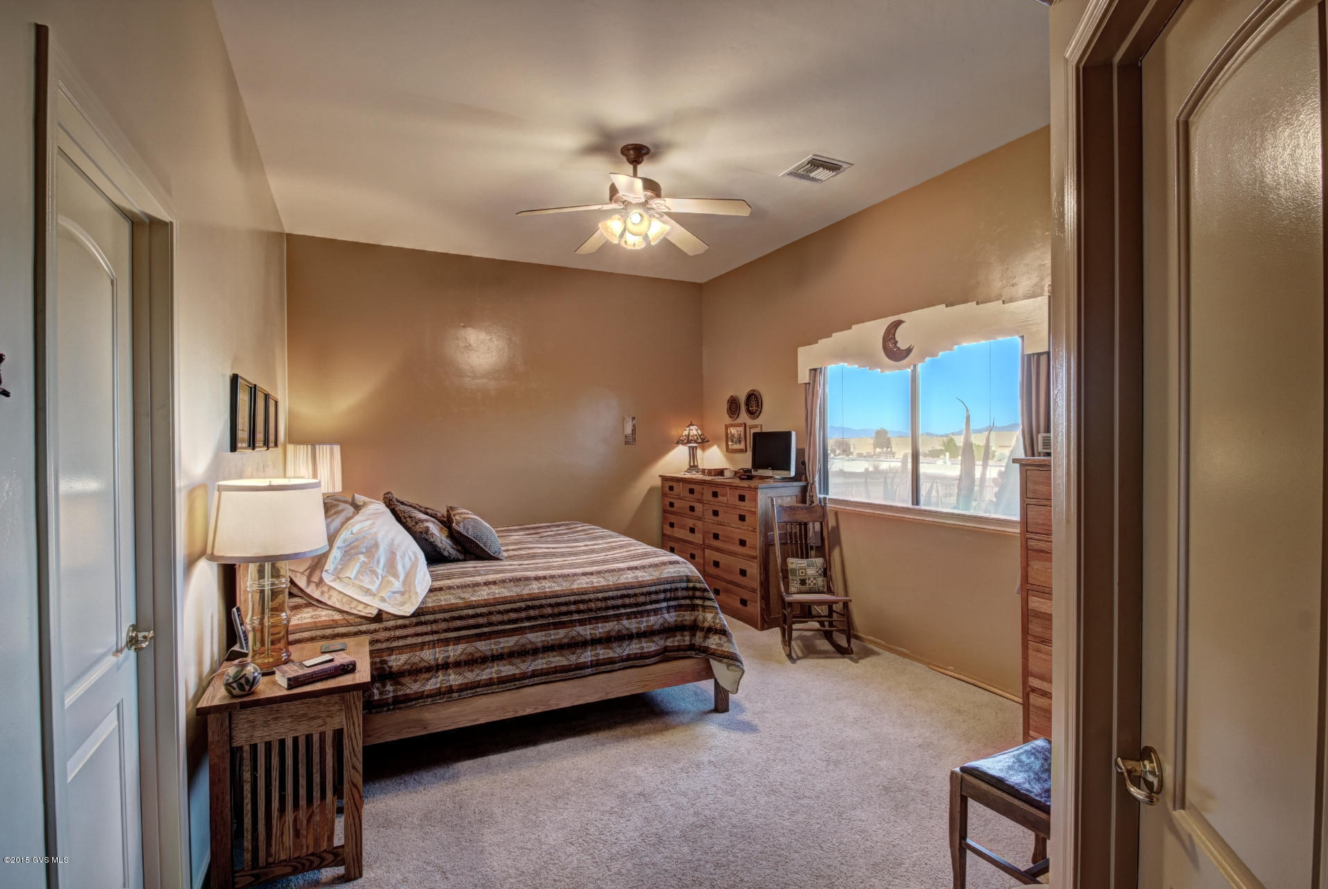 4133 S Golden Lynx Road